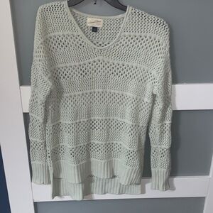 Universal Thread Mint V-Neck Sweater